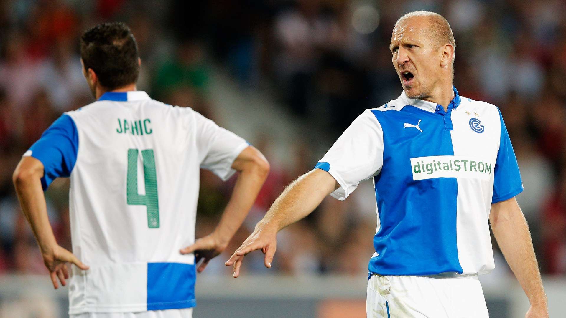 力求在进攻 力求在进攻